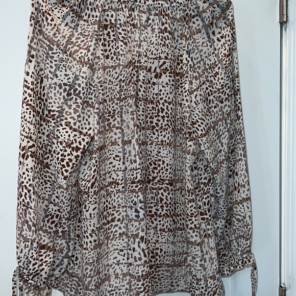 Zac and Rachel blouse - Picture 5 of 5